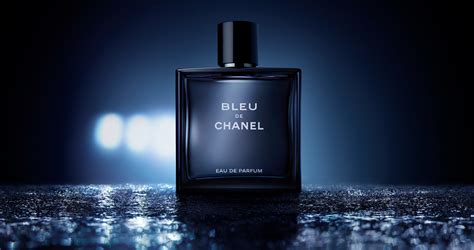 bleu de chanel perfume smells like|describe bleu De Chanel scents.